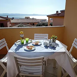 https://tanca-della-torre-trilocale-vista-mare.in-sardinia.net
